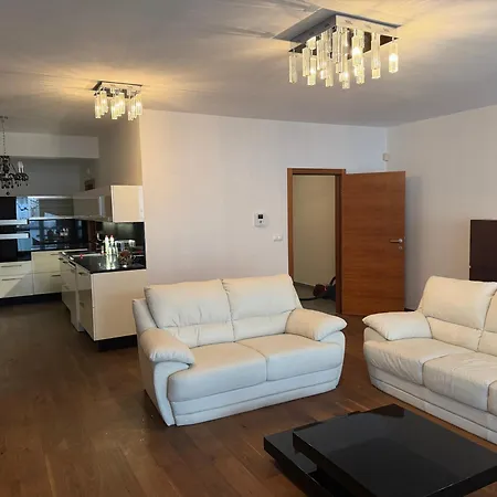 Apartment Passage